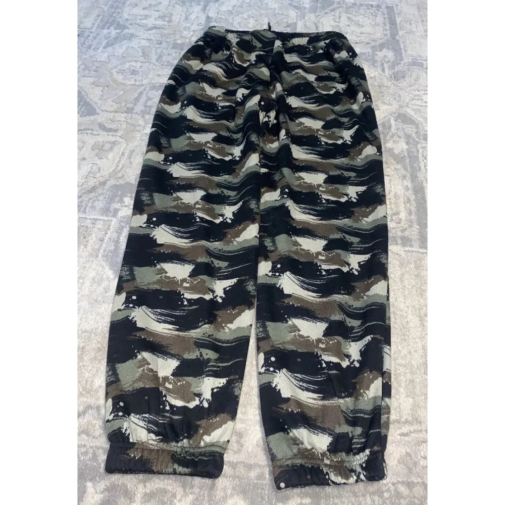New WESC Camo Joggers/Sweatpants mens Sz‎ Medium